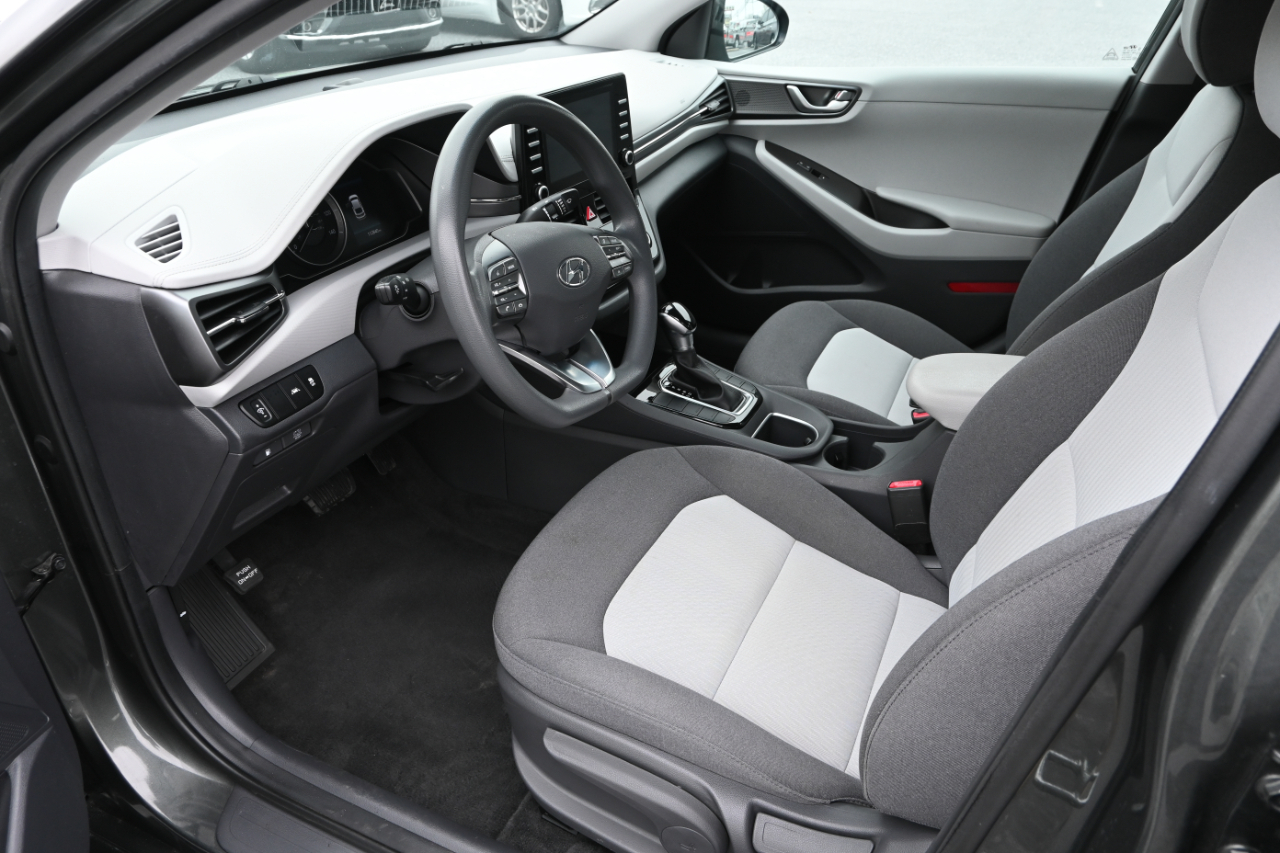 Hyundai Ioniq Hybrid Blue Hatchback 2020