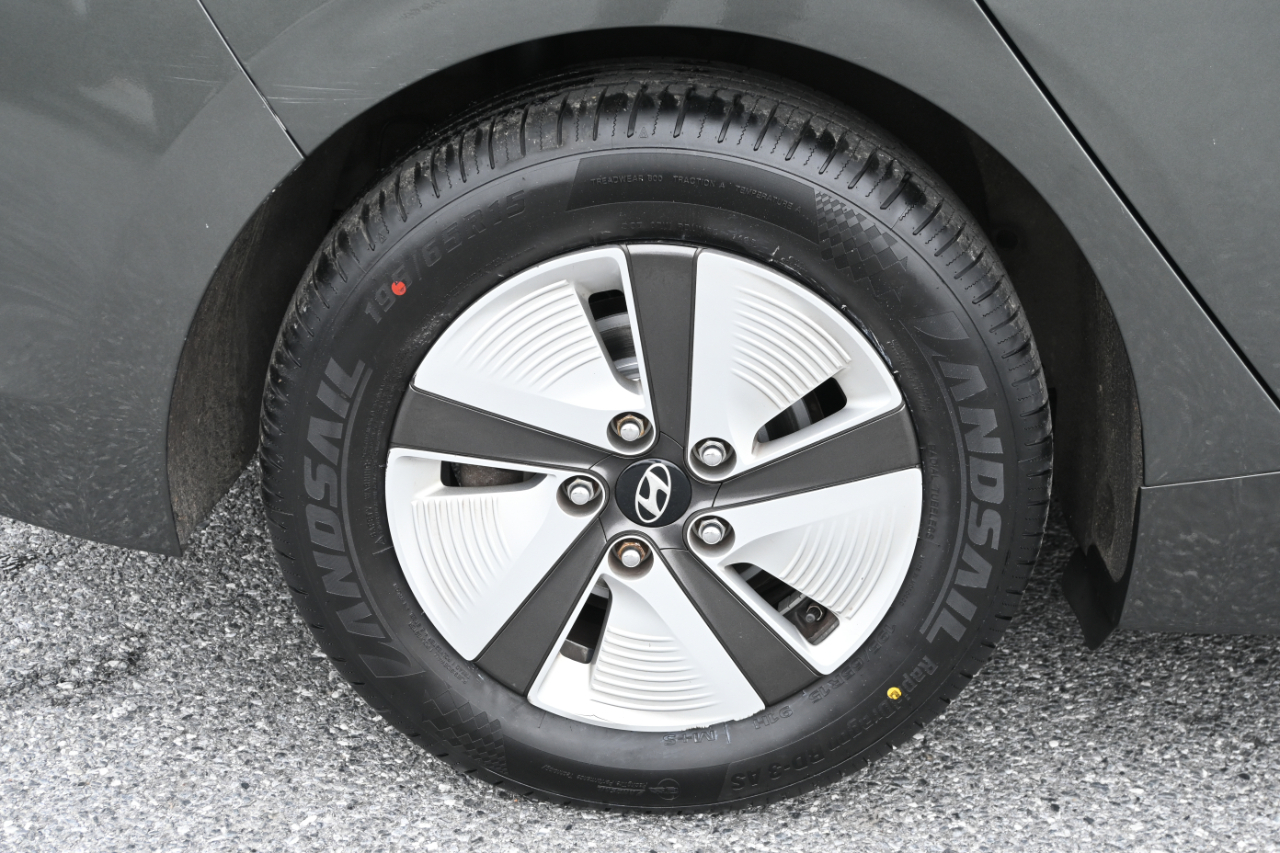 Hyundai Ioniq Hybrid Blue Hatchback 2020