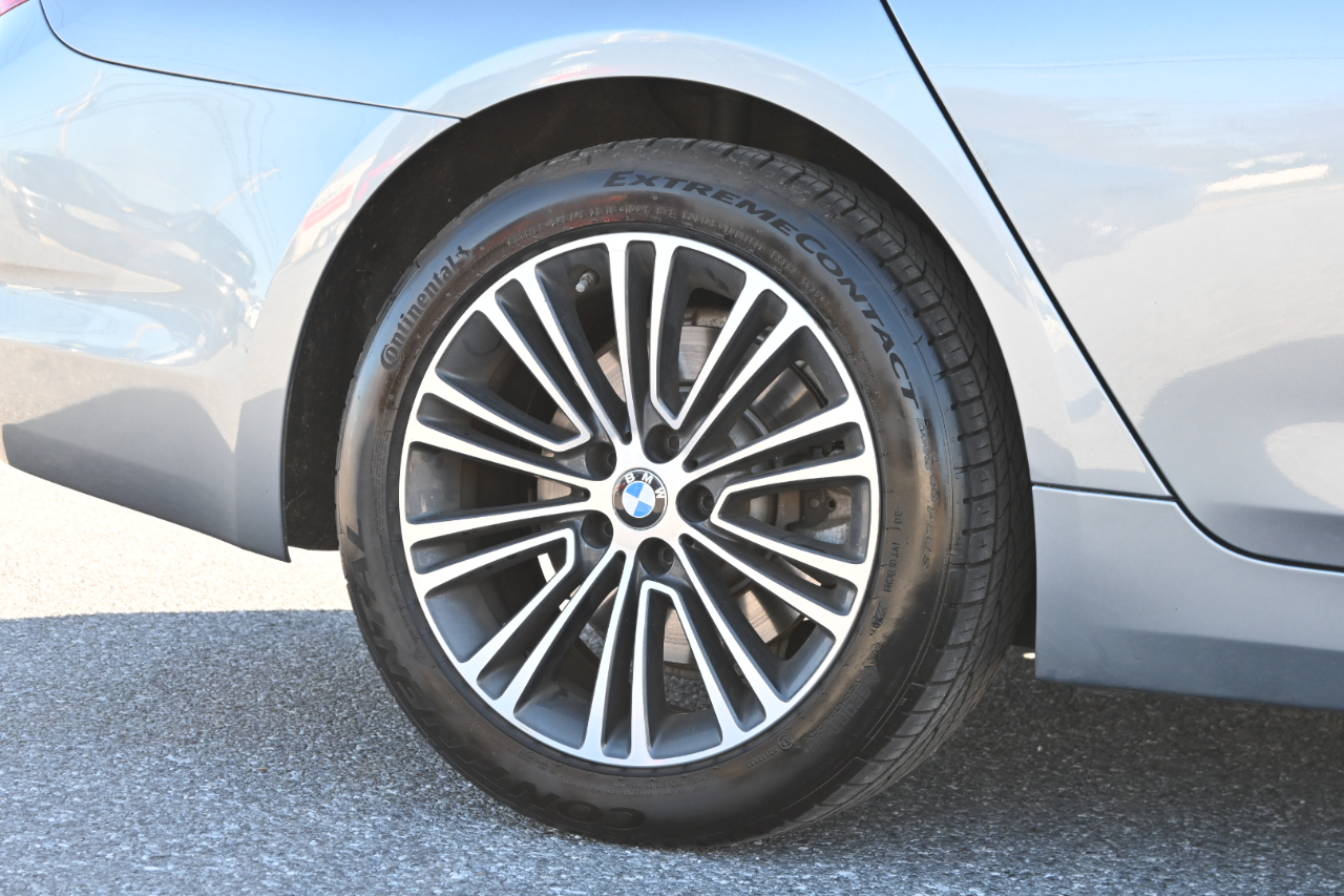 BMW 5 Series 530i xDrive Sedan 2019