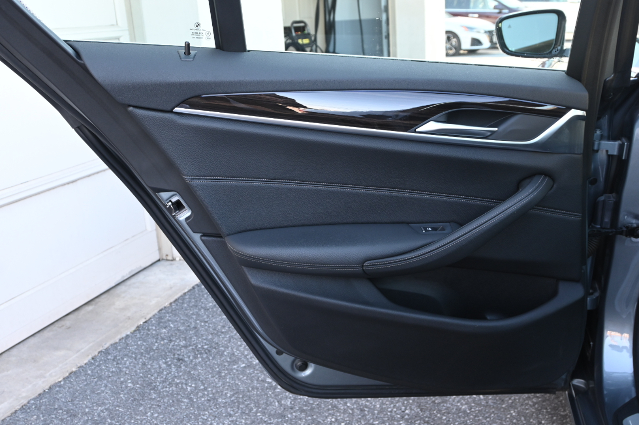 BMW 5 Series 530i xDrive Sedan 2019