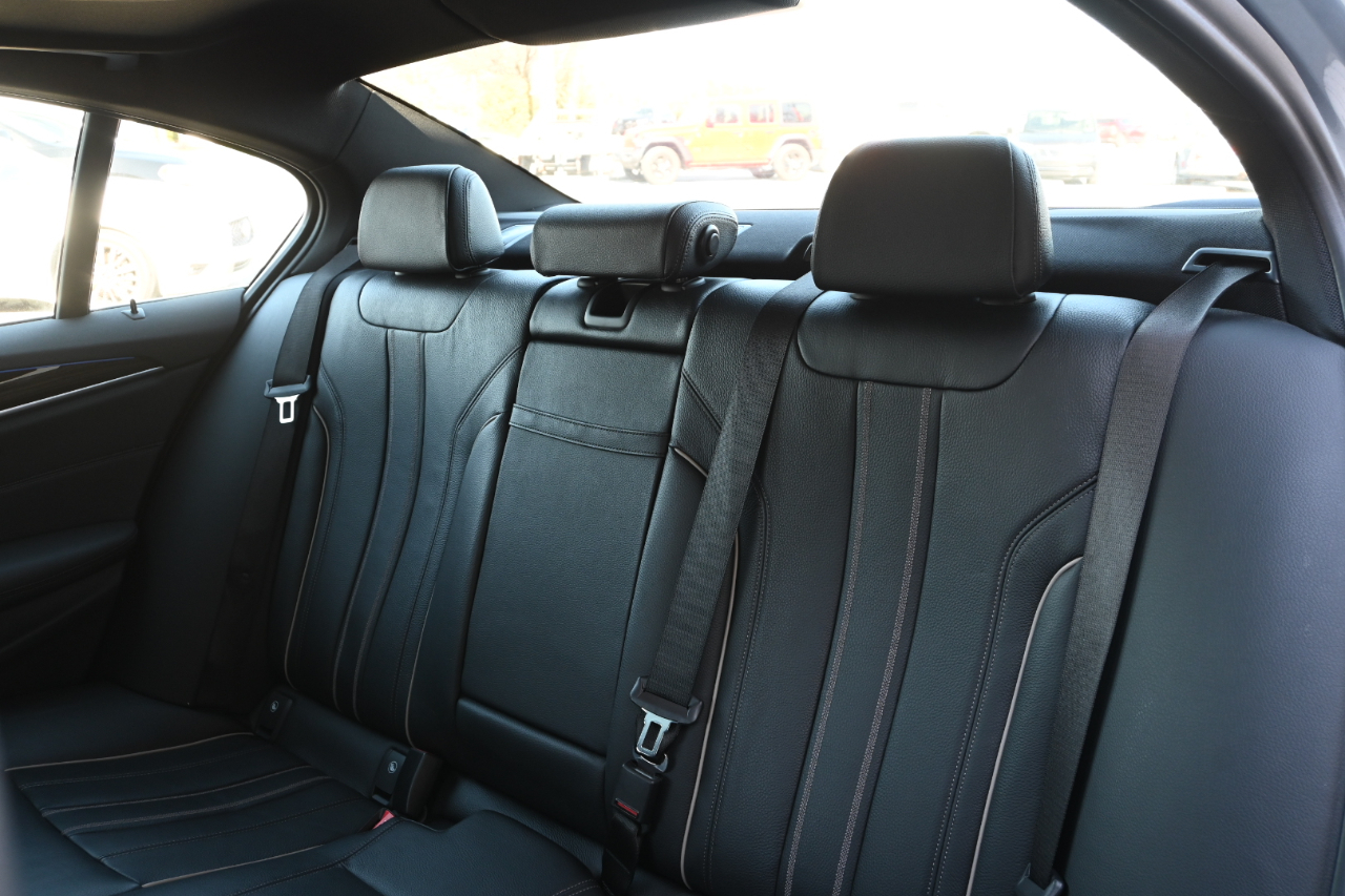 BMW 5 Series 530i xDrive Sedan 2019