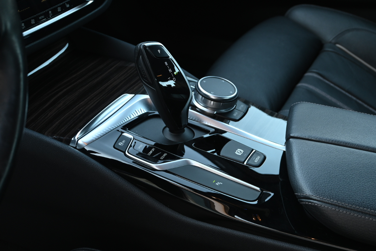 BMW 5 Series 530i xDrive Sedan 2019