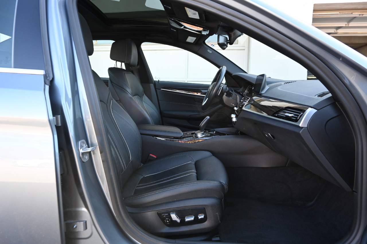 BMW 5 Series 530i xDrive Sedan 2019