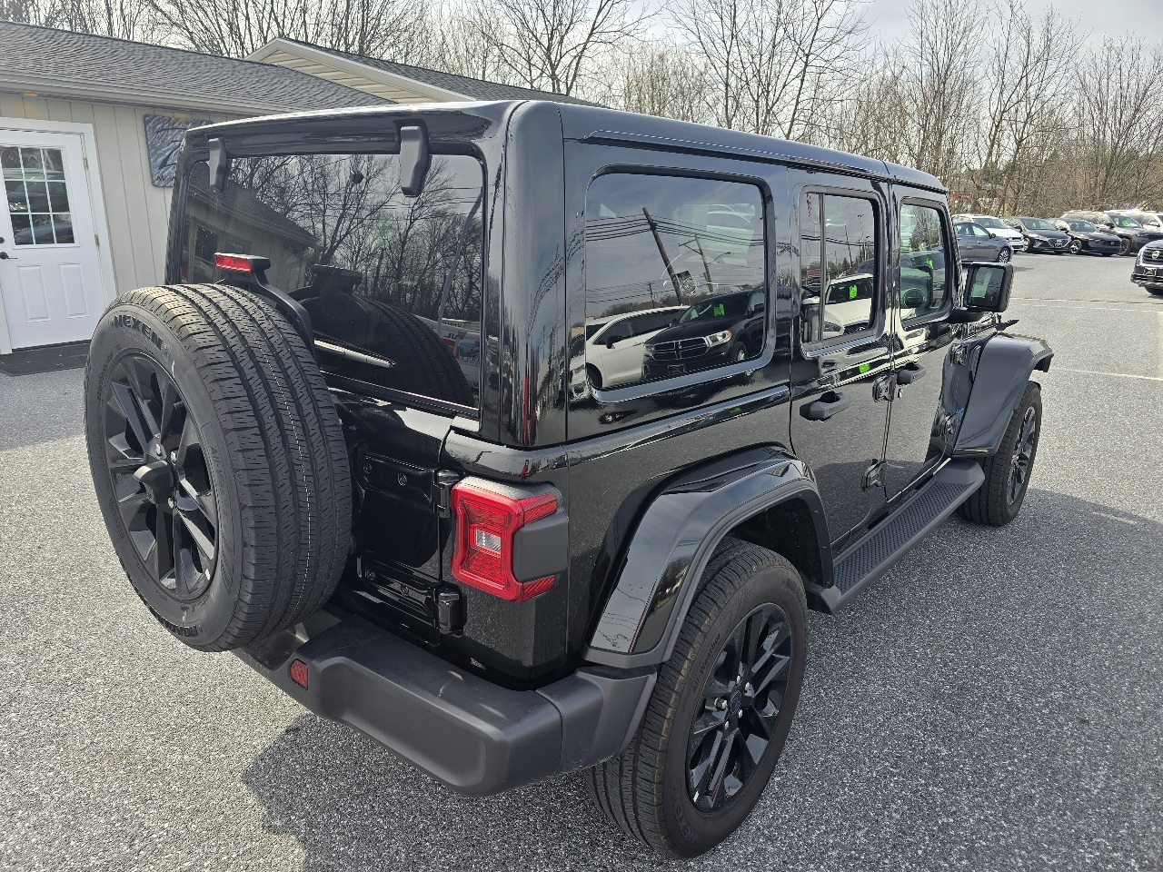 Jeep Wrangler 4xe Sahara 4x4 2025