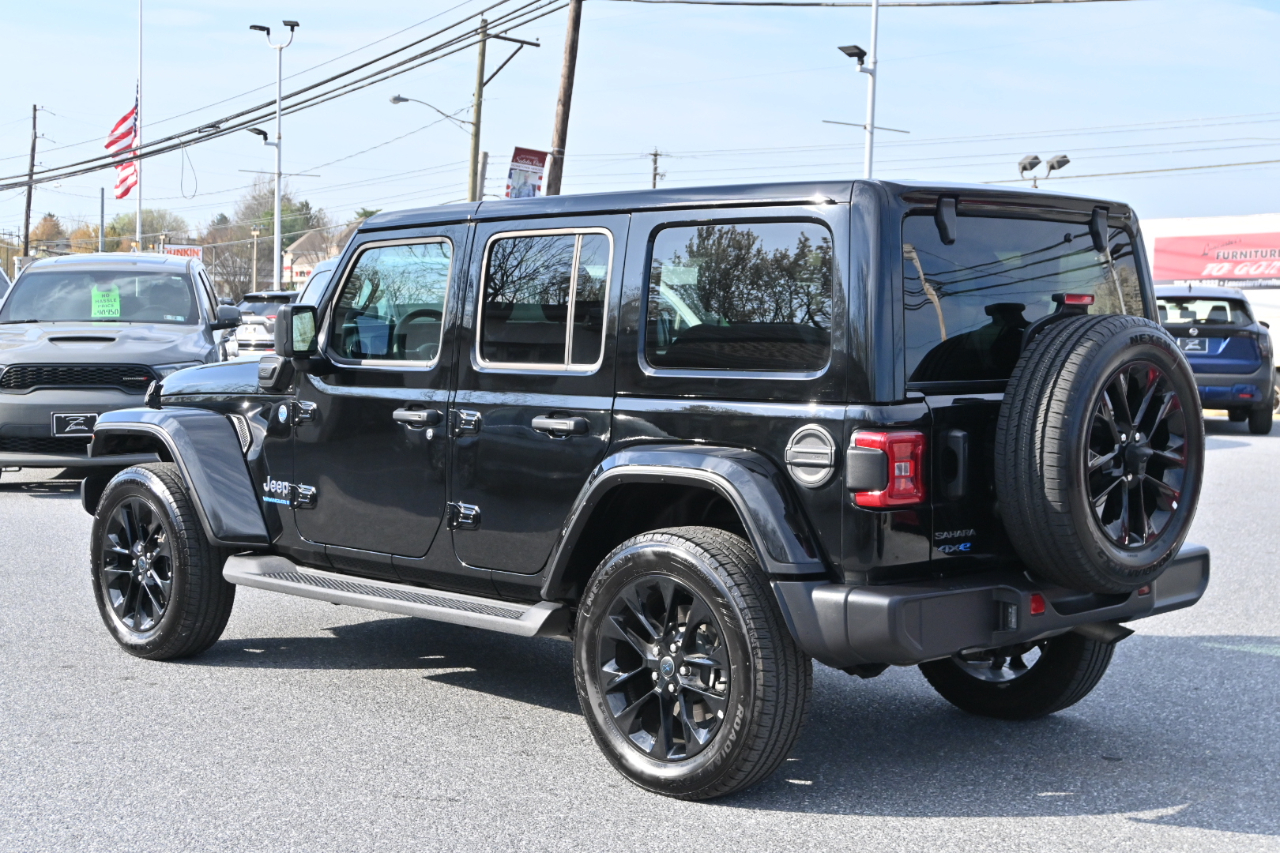 Jeep Wrangler 4xe Sahara 4x4 2025