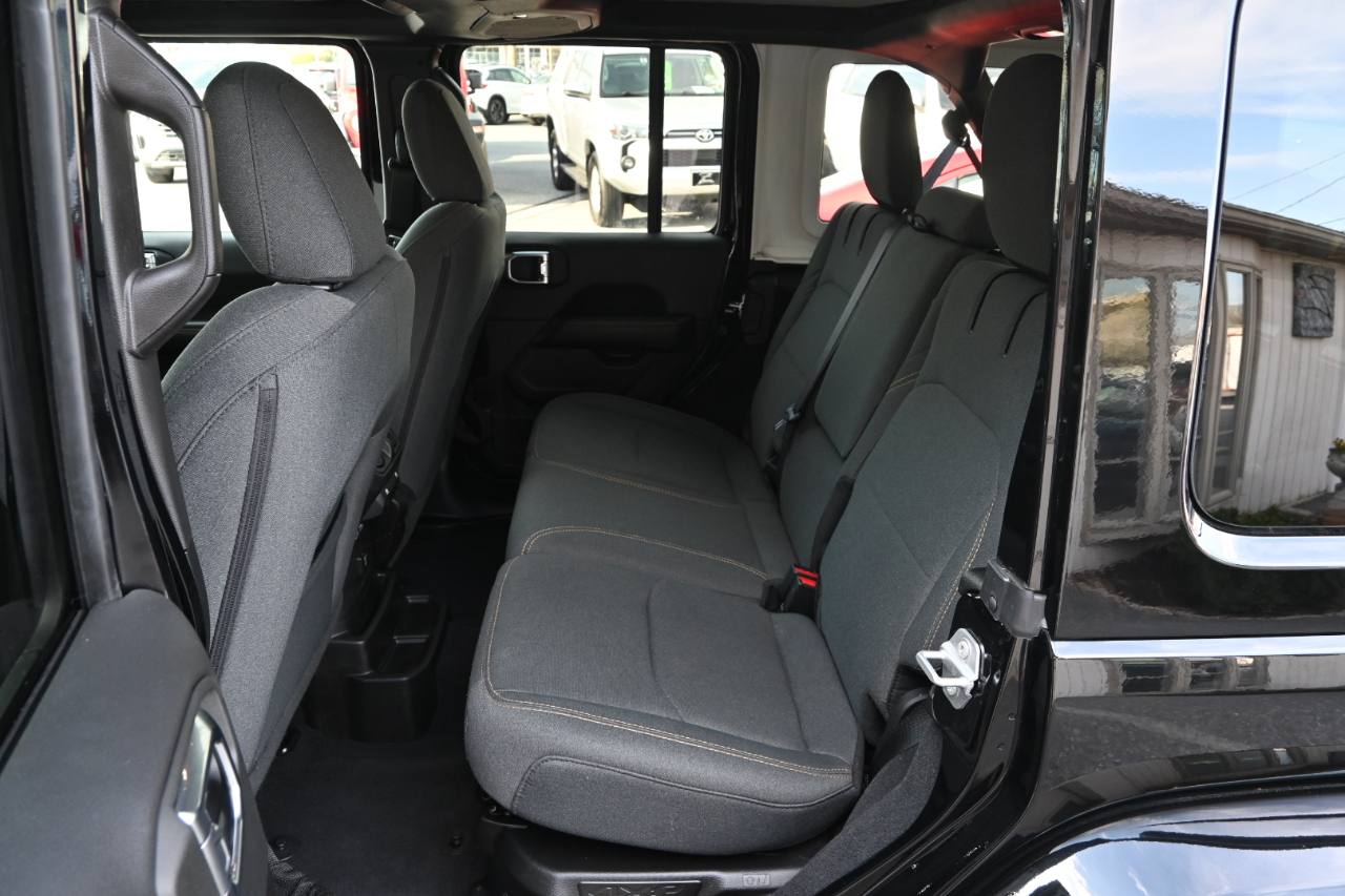 Jeep Wrangler 4xe Sahara 4x4 2025