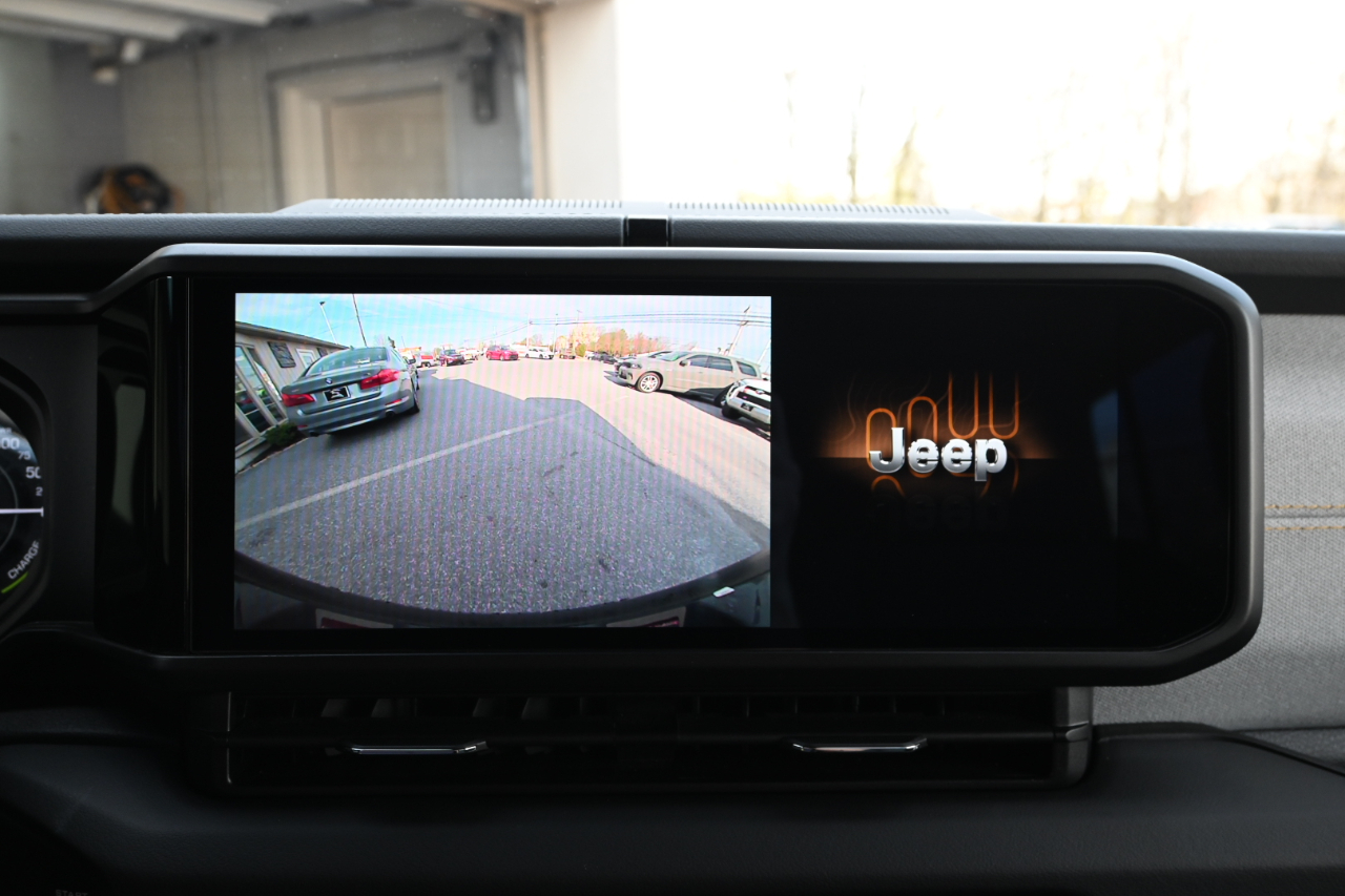 Jeep Wrangler 4xe Sahara 4x4 2025