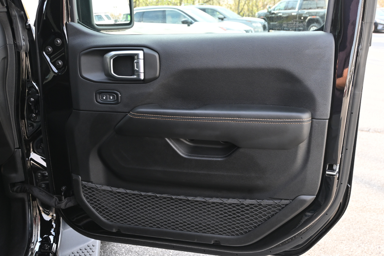 Jeep Wrangler 4xe Sahara 4x4 2025