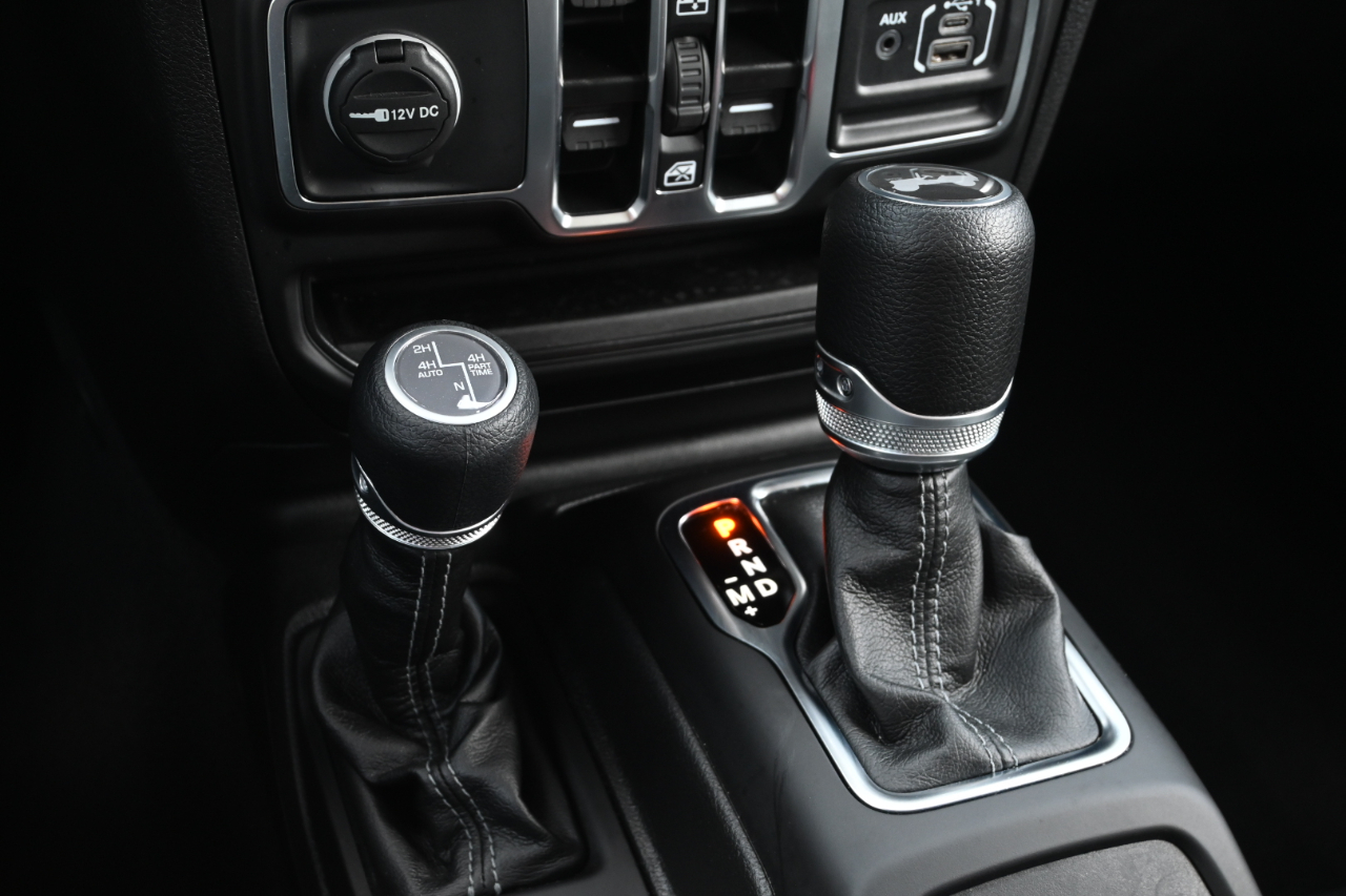 Jeep Wrangler 4xe Sahara 4x4 2025