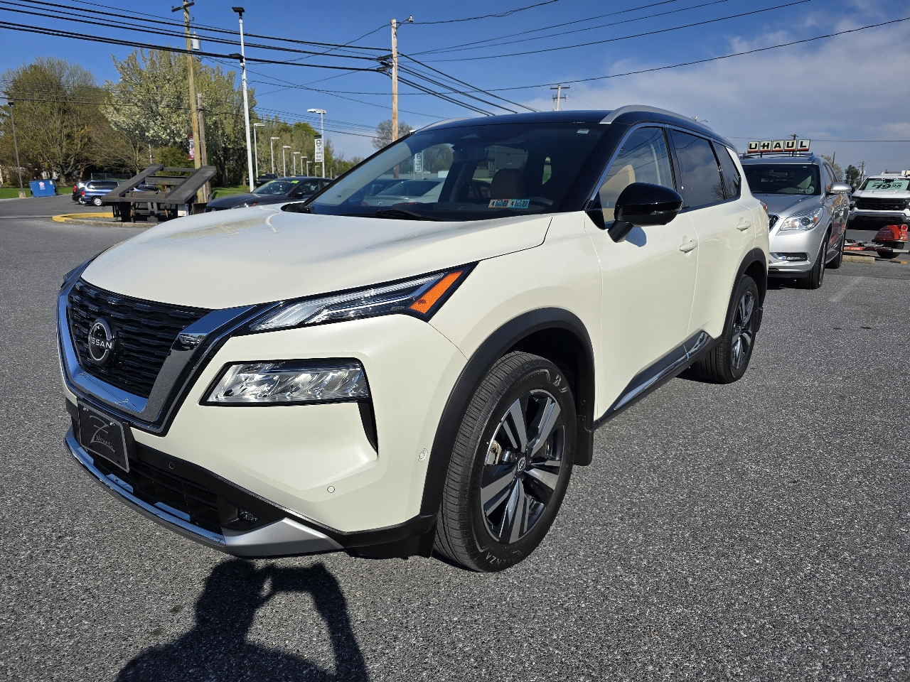 Nissan Rogue AWD Platinum 2023