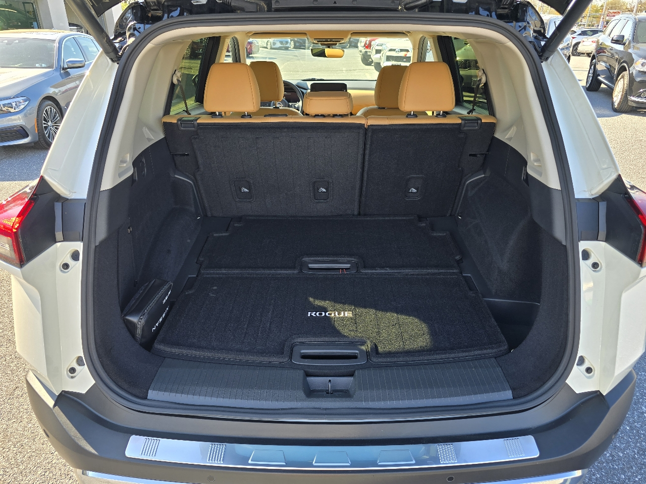 Nissan Rogue AWD Platinum 2023