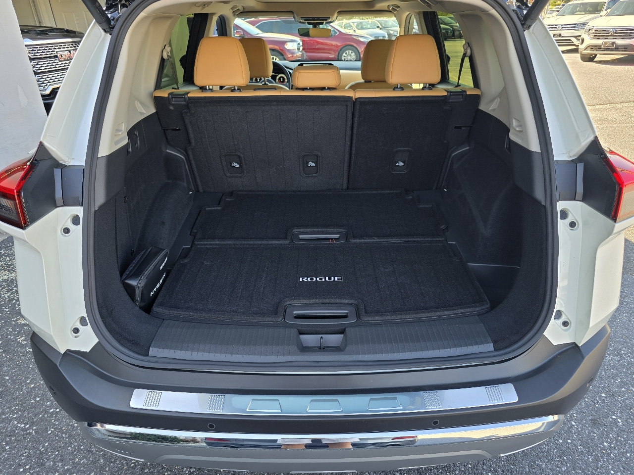 Nissan Rogue AWD Platinum 2023