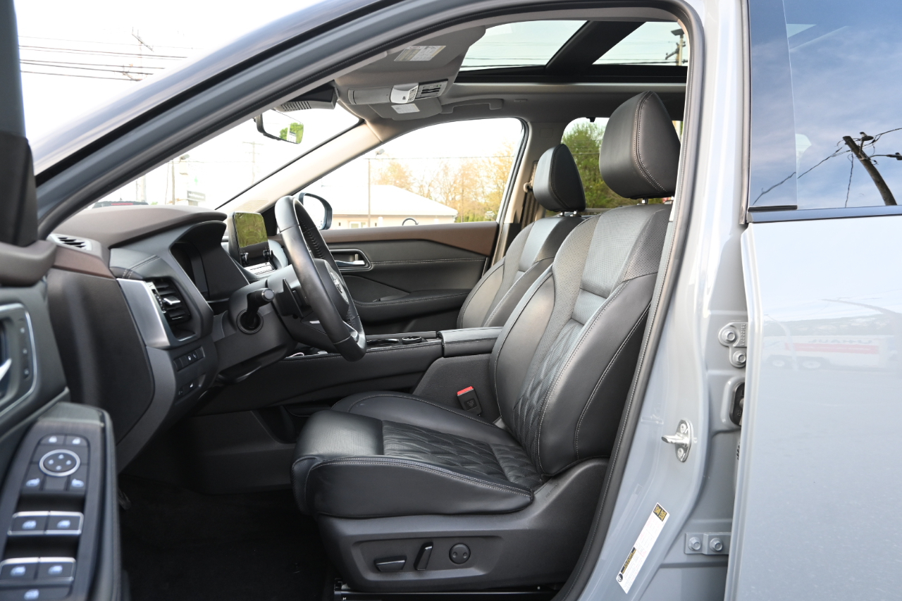 Nissan Rogue AWD Platinum 2023