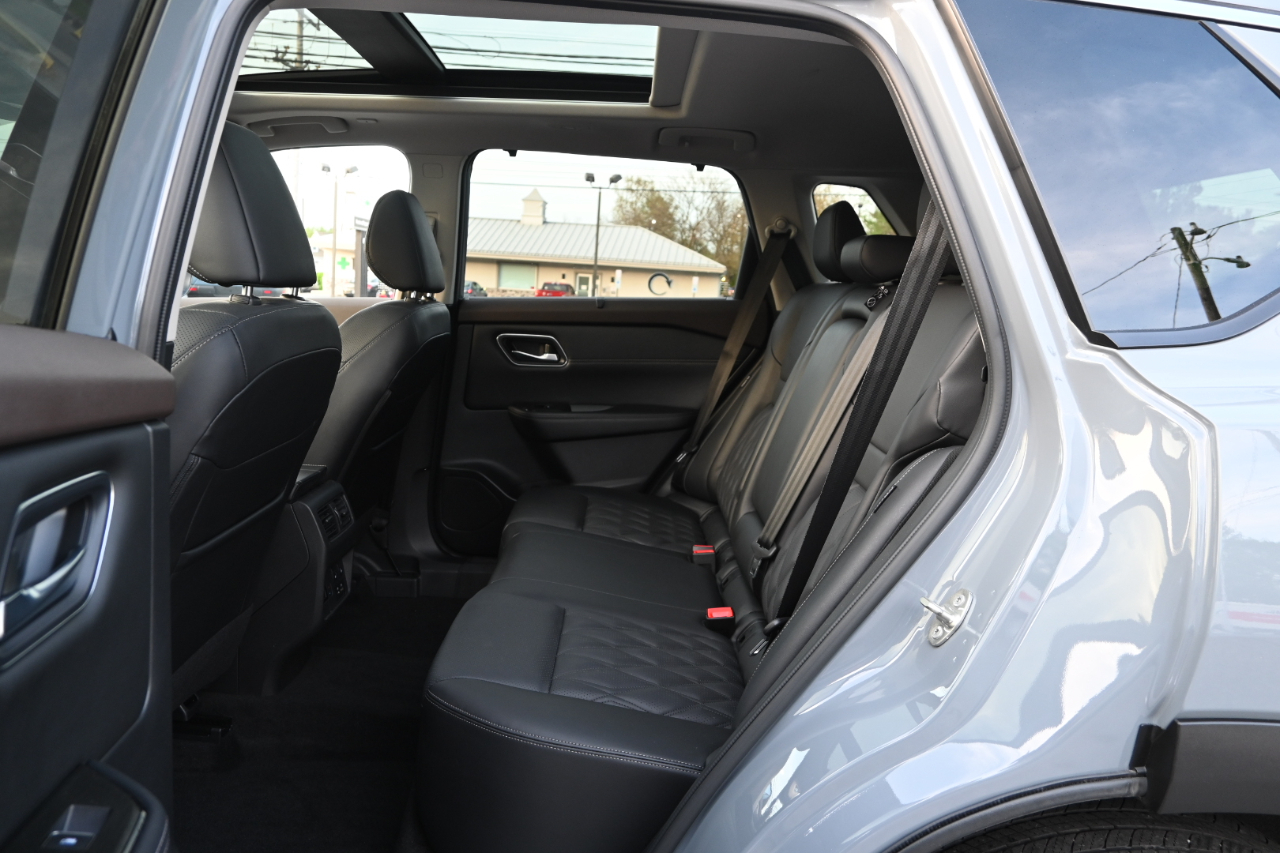 Nissan Rogue AWD Platinum 2023