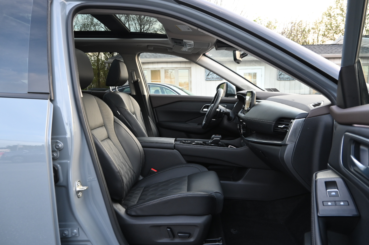 Nissan Rogue AWD Platinum 2023