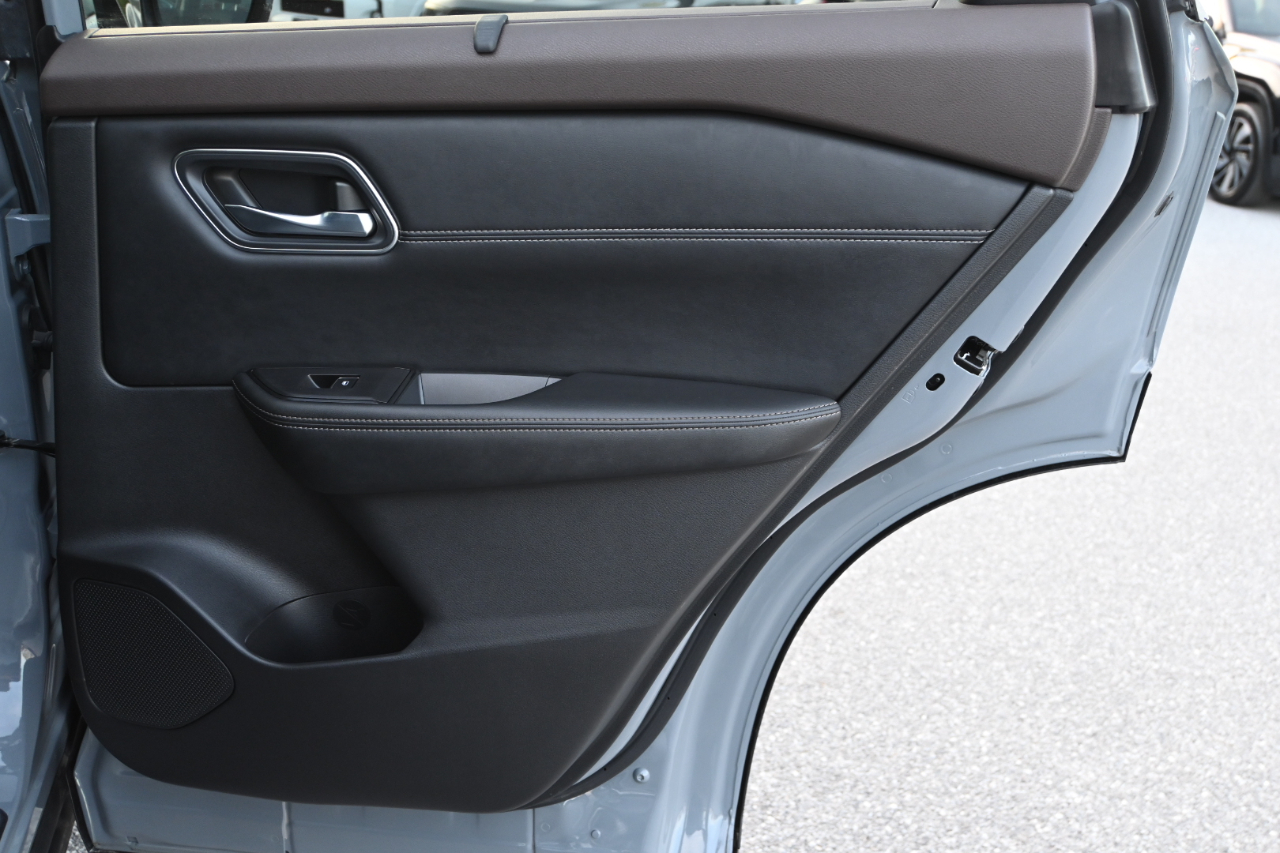 Nissan Rogue AWD Platinum 2023