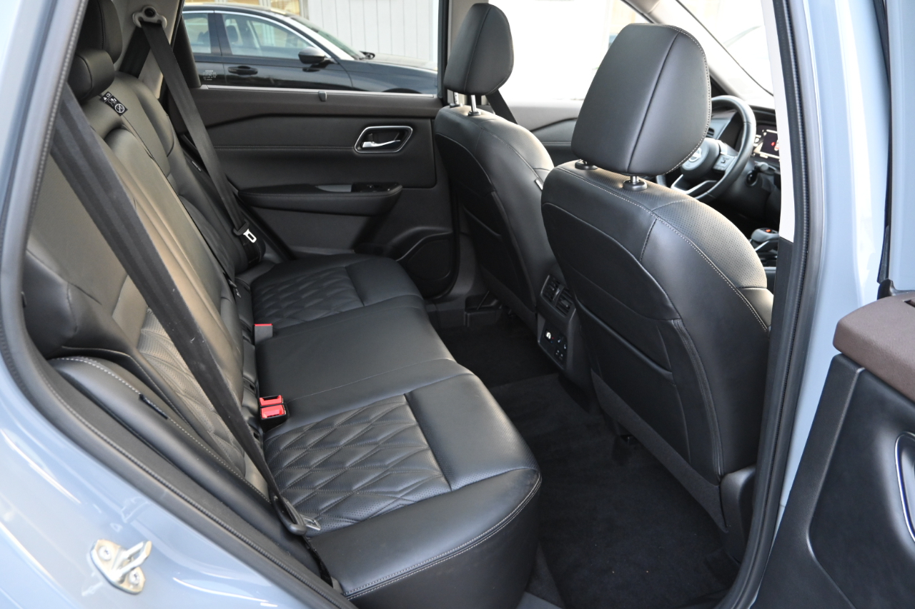 Nissan Rogue AWD Platinum 2023