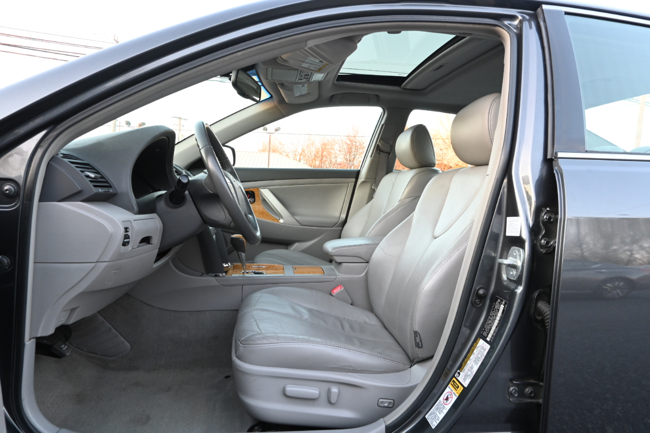 Toyota Camry 4dr Sdn V6 Auto XLE (Natl) 2007