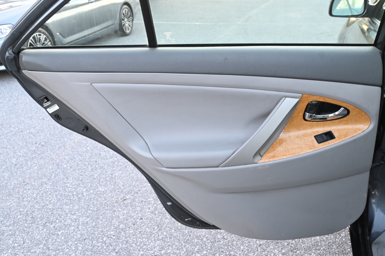 Toyota Camry 4dr Sdn V6 Auto XLE (Natl) 2007