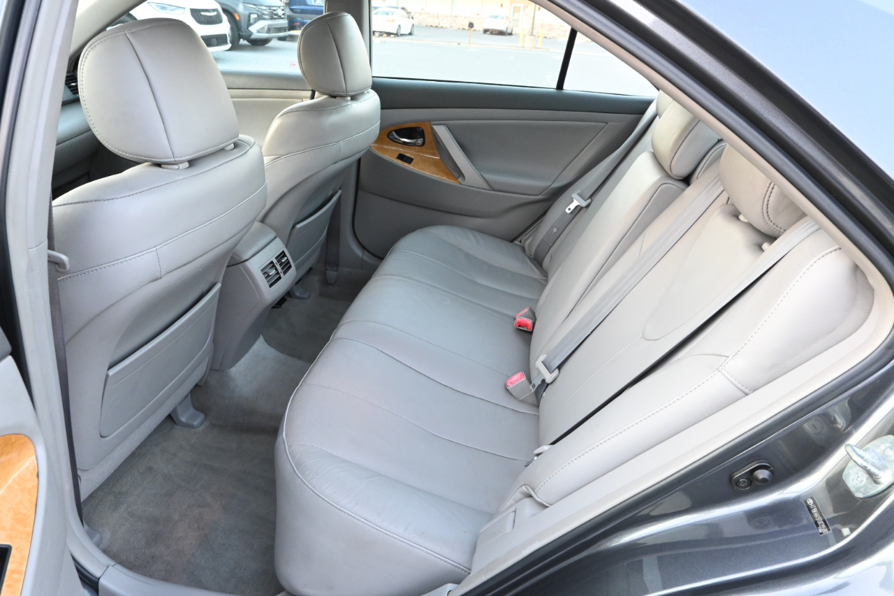 Toyota Camry 4dr Sdn V6 Auto XLE (Natl) 2007