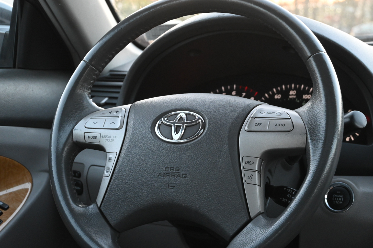 Toyota Camry 4dr Sdn V6 Auto XLE (Natl) 2007