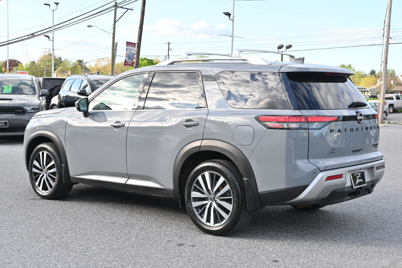 Nissan Pathfinder Platinum 4WD 2023