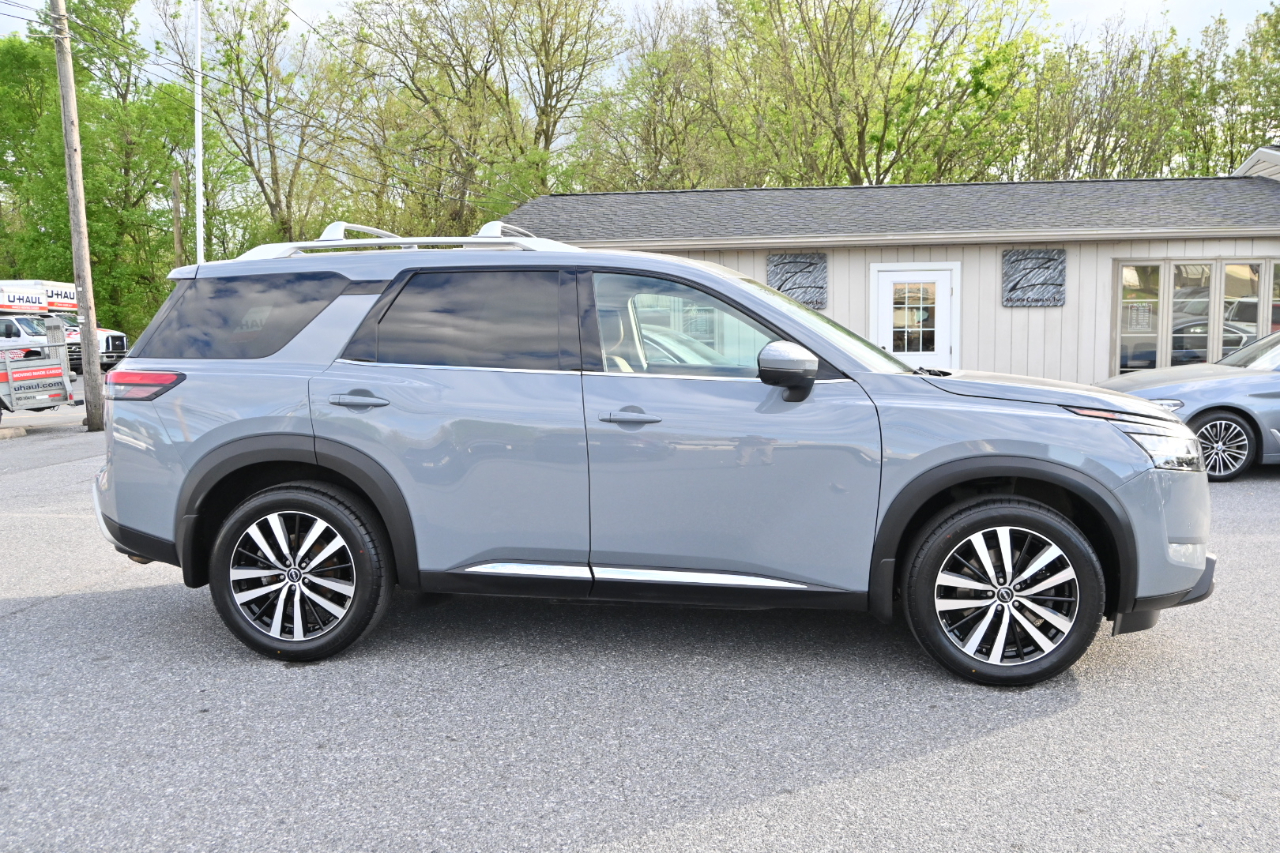 Nissan Pathfinder Platinum 4WD 2023