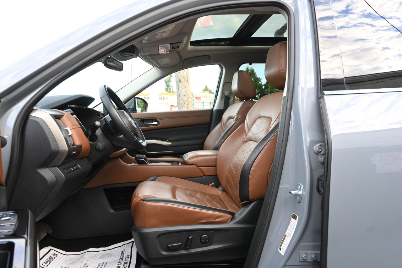 Nissan Pathfinder Platinum 4WD 2023