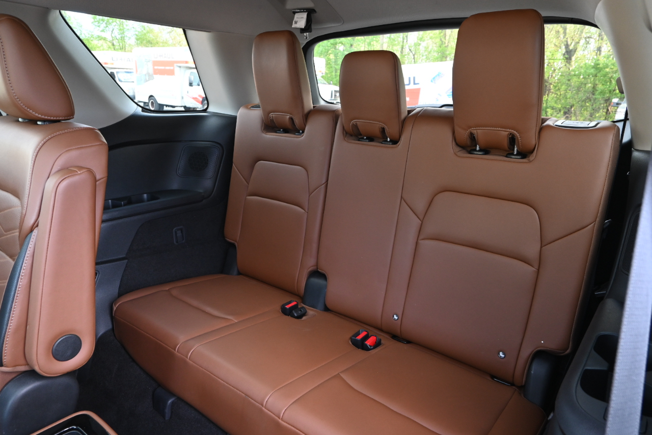 Nissan Pathfinder Platinum 4WD 2023