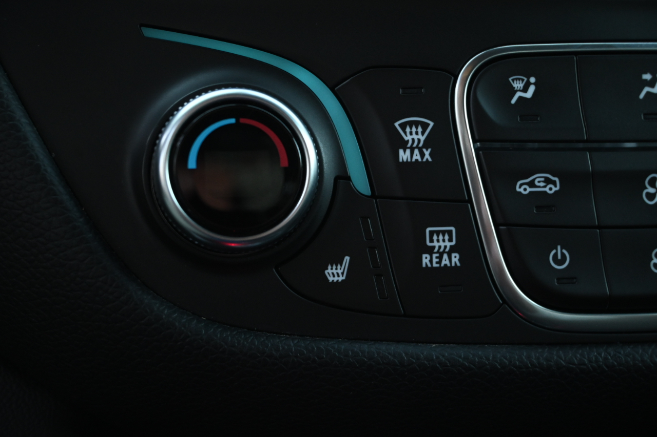 Chevrolet Equinox AWD 4dr LT w/1LT 2018