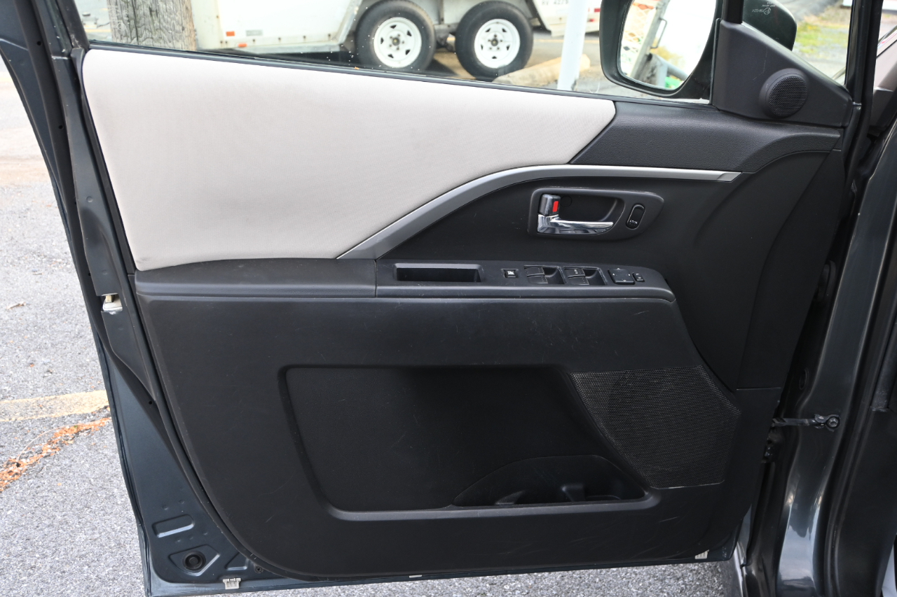 Mazda MAZDA5 4dr Wgn Auto Grand Touring 2012