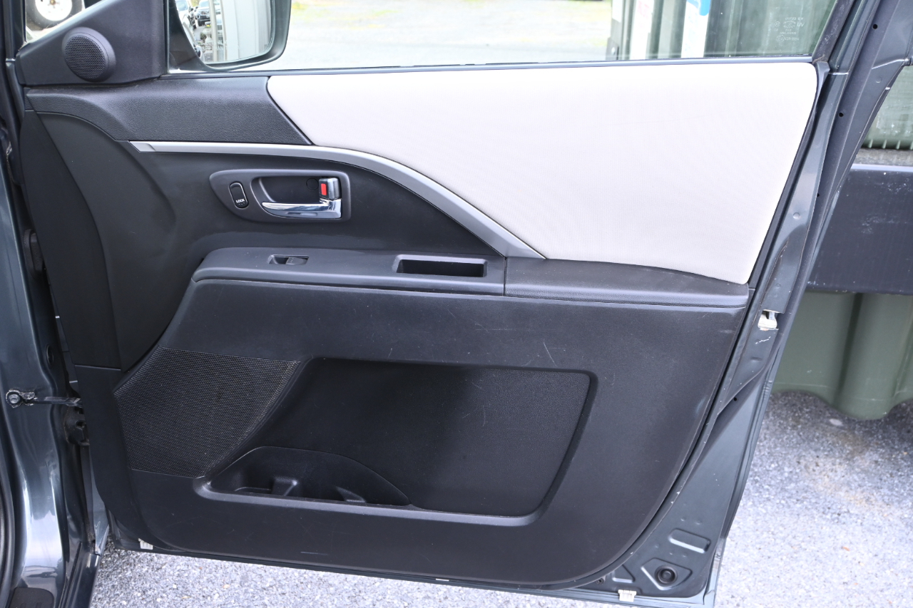 Mazda MAZDA5 4dr Wgn Auto Grand Touring 2012