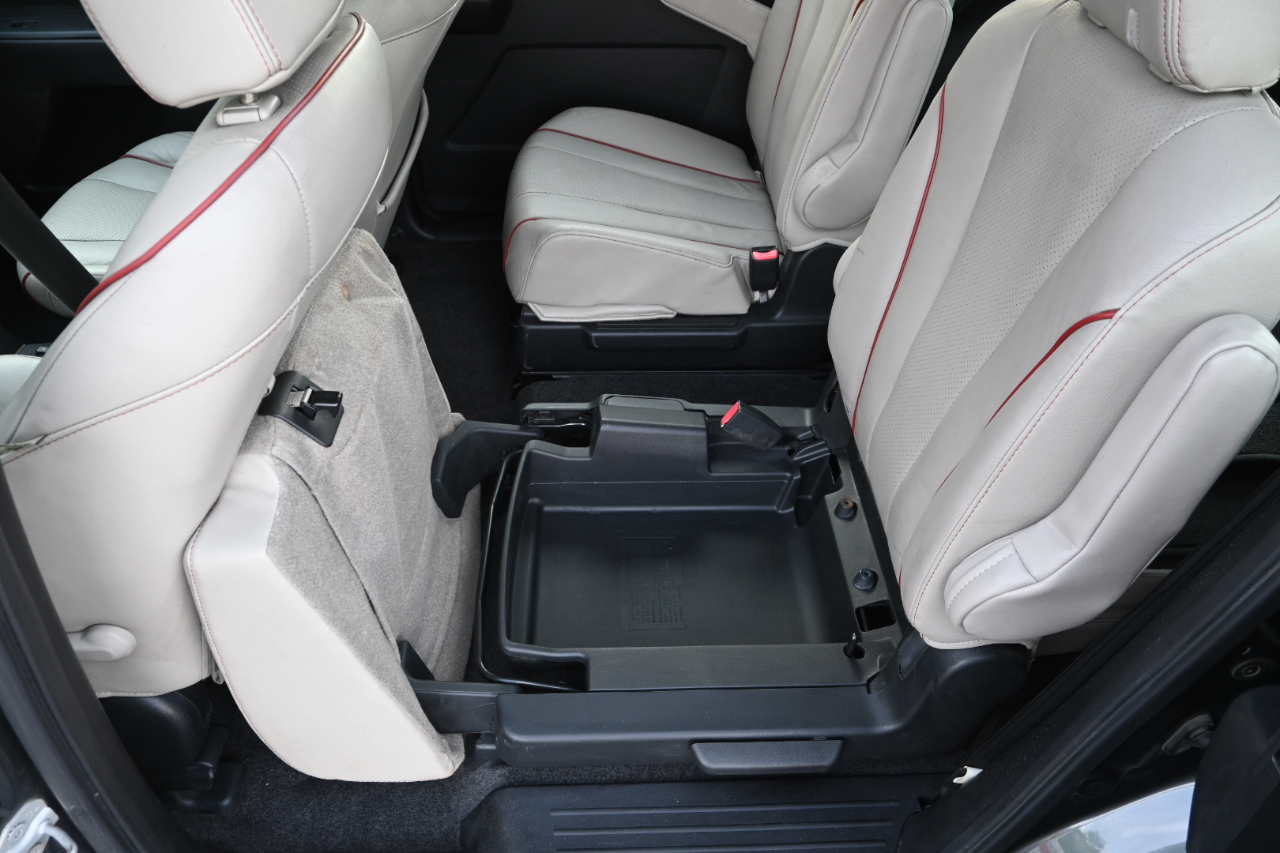 Mazda MAZDA5 4dr Wgn Auto Grand Touring 2012