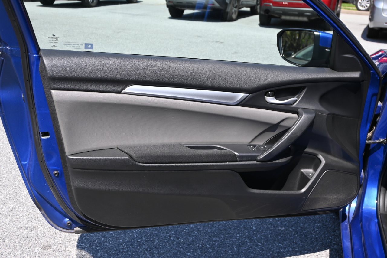 Honda Civic Coupe LX CVT 2017