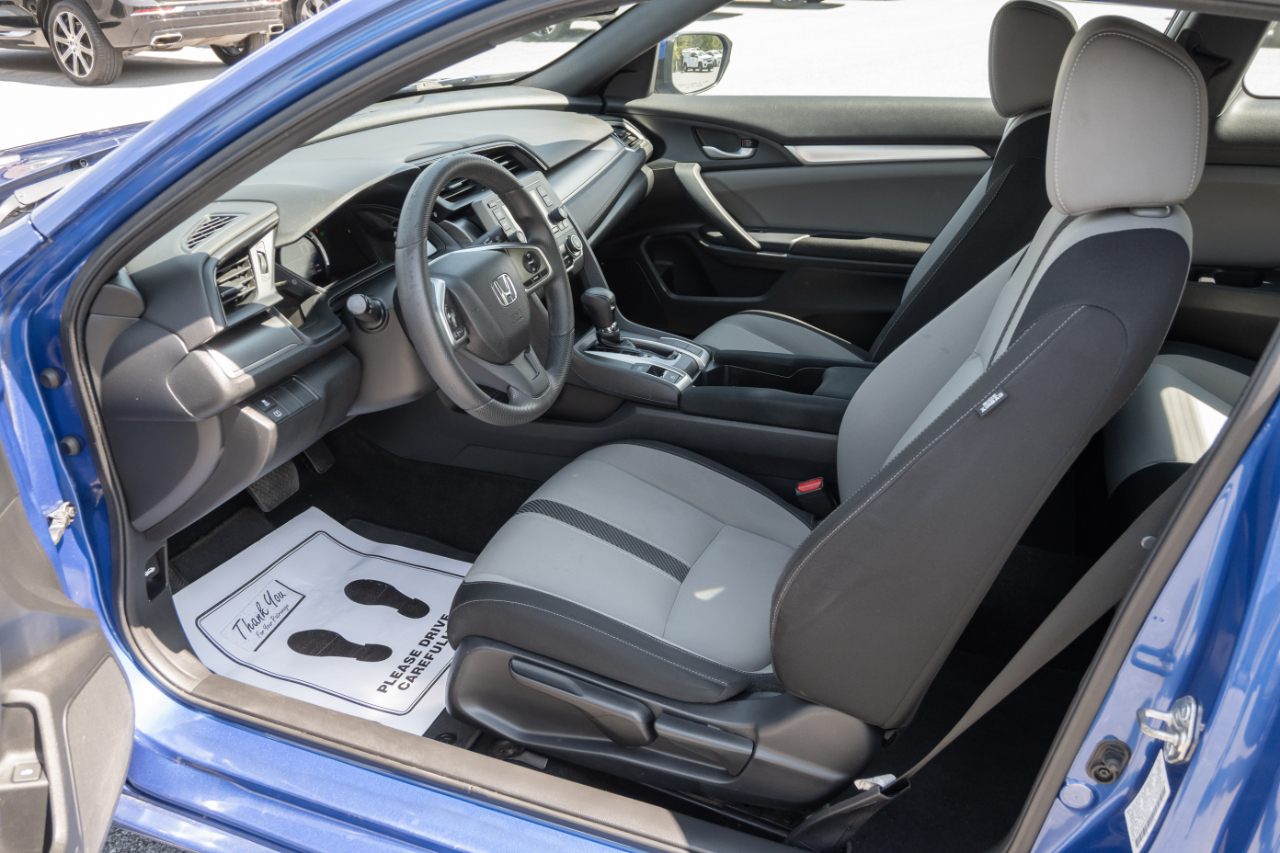 Honda Civic Coupe LX CVT 2017