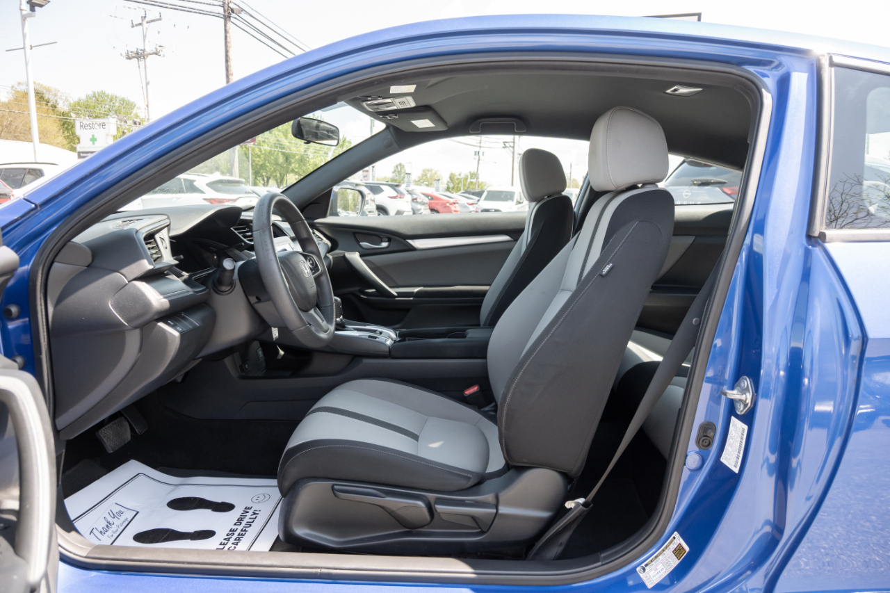 Honda Civic Coupe LX CVT 2017