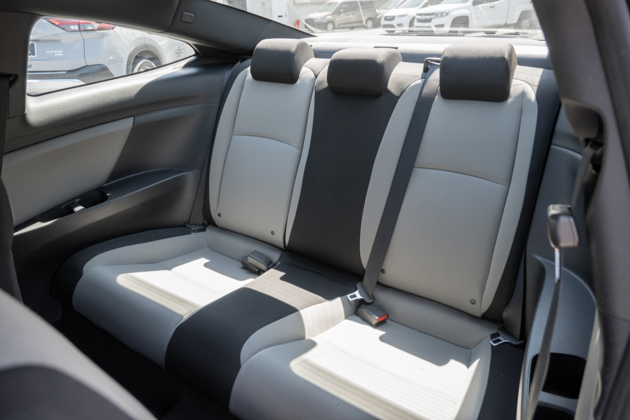 Honda Civic Coupe LX CVT 2017