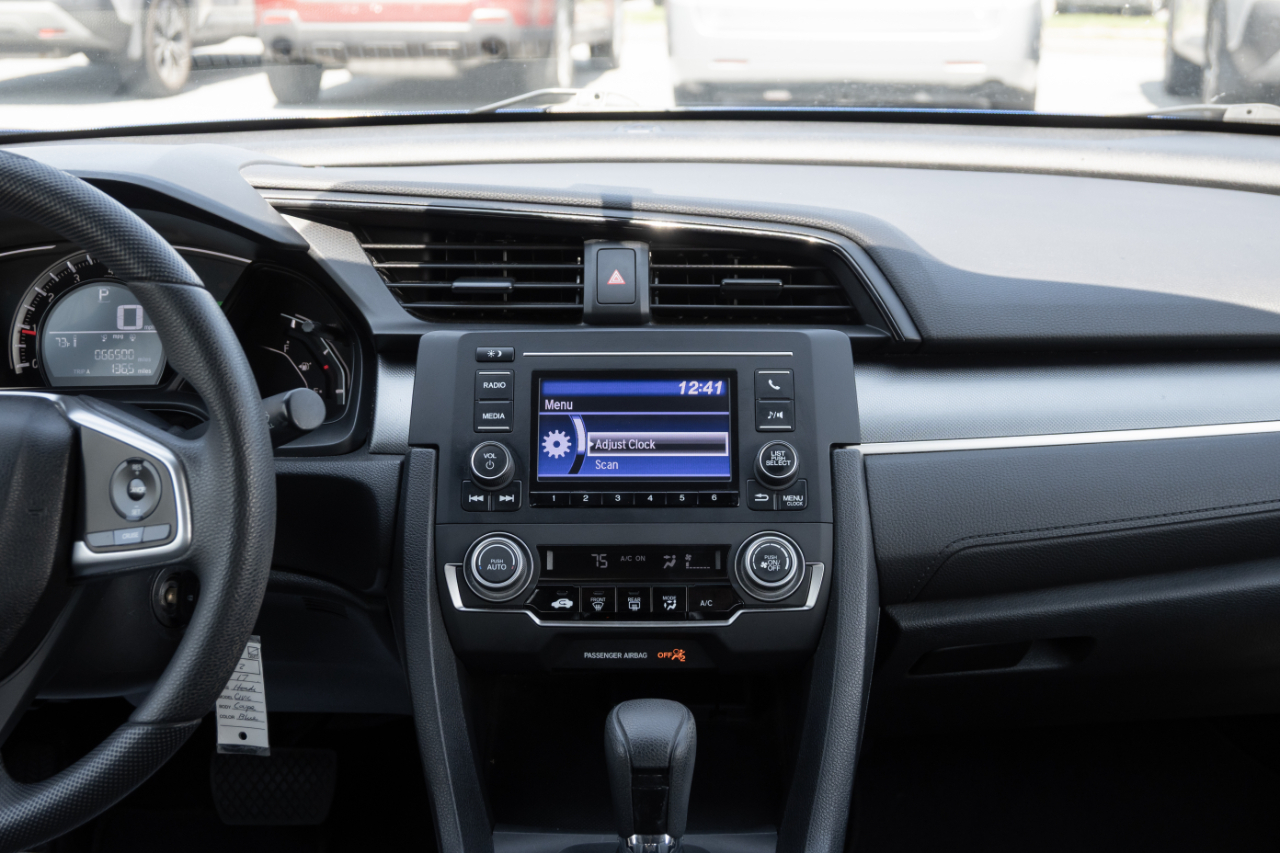 Honda Civic Coupe LX CVT 2017