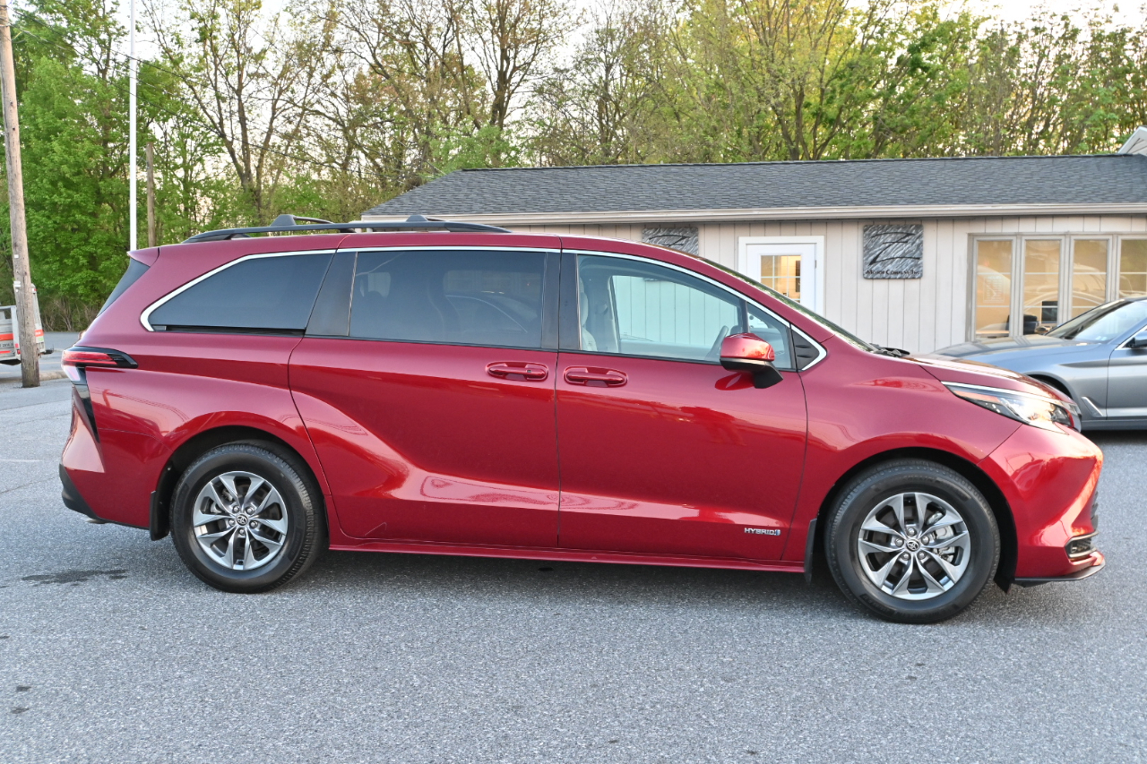 Toyota Sienna  2021