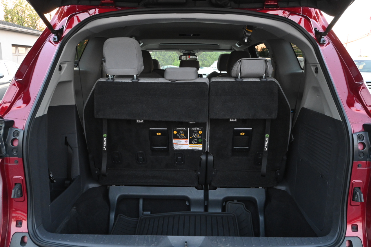 Toyota Sienna  2021