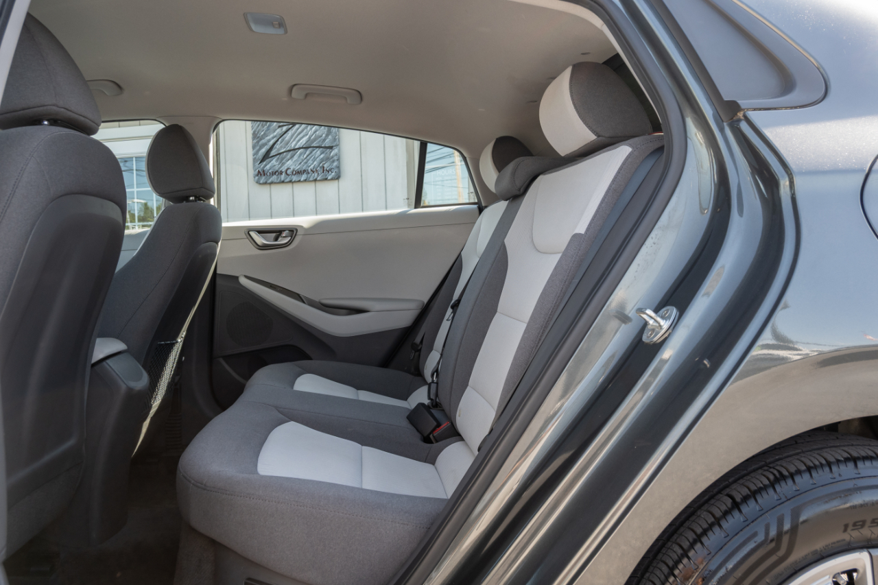 Hyundai Ioniq Hybrid Blue Hatchback 2020