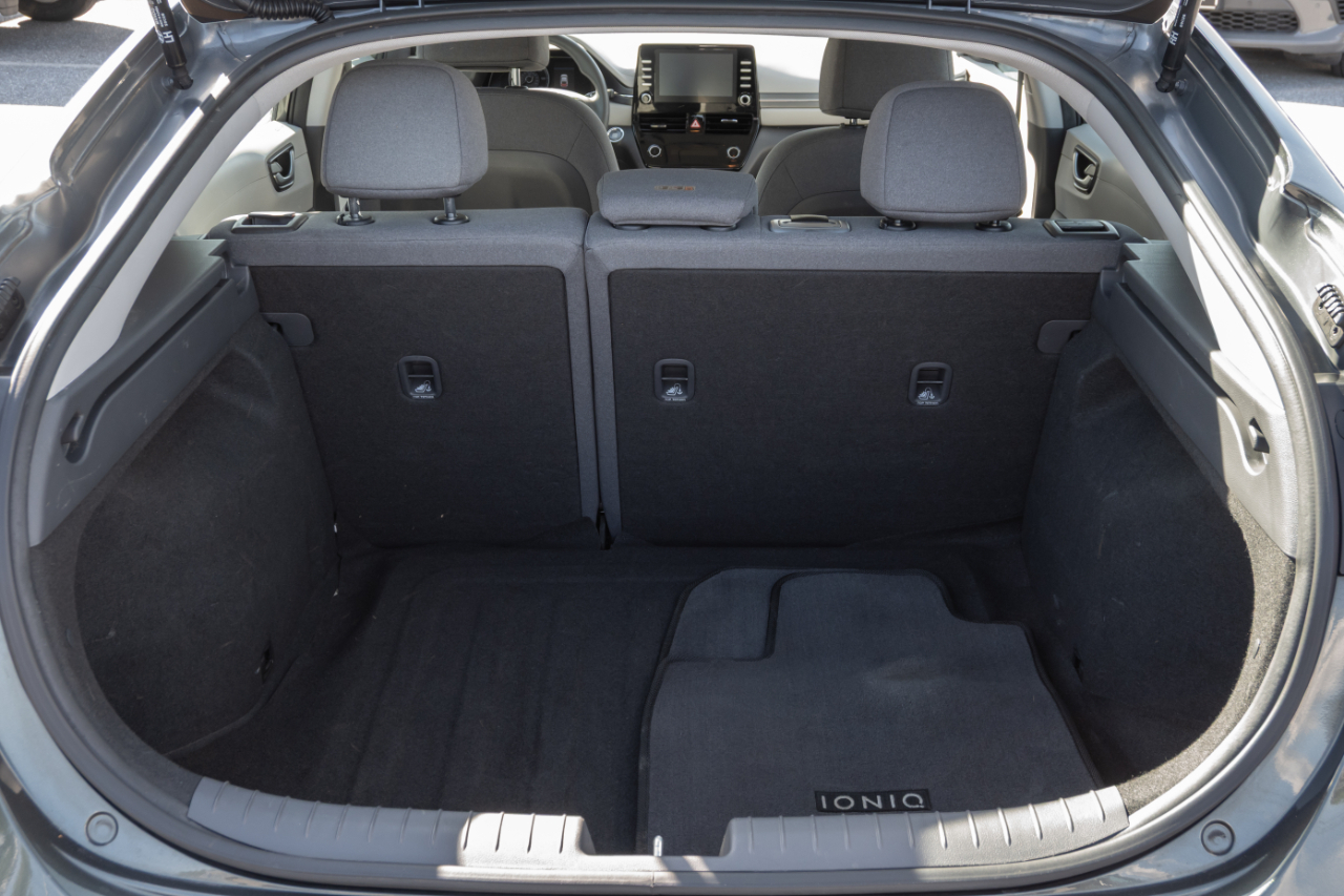 Hyundai Ioniq Hybrid Blue Hatchback 2020