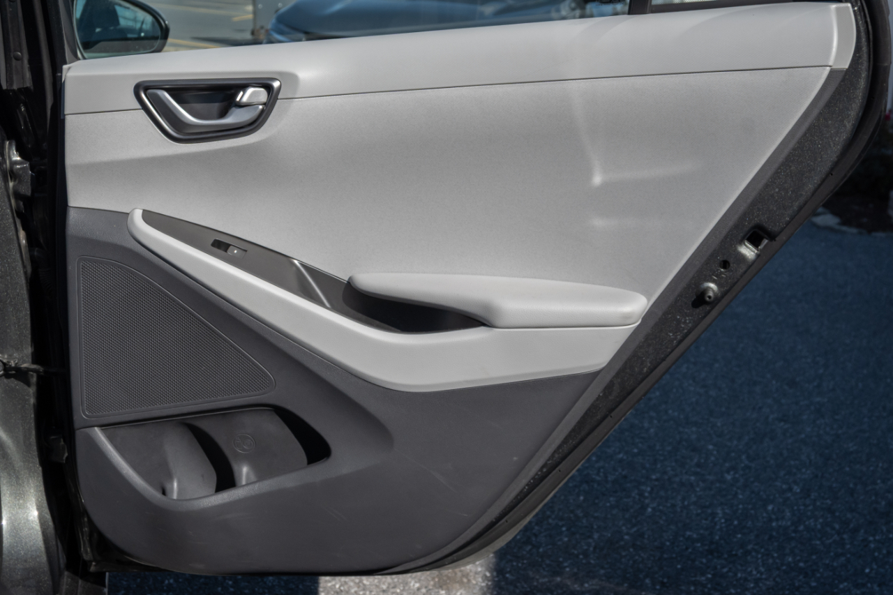 Hyundai Ioniq Hybrid Blue Hatchback 2020