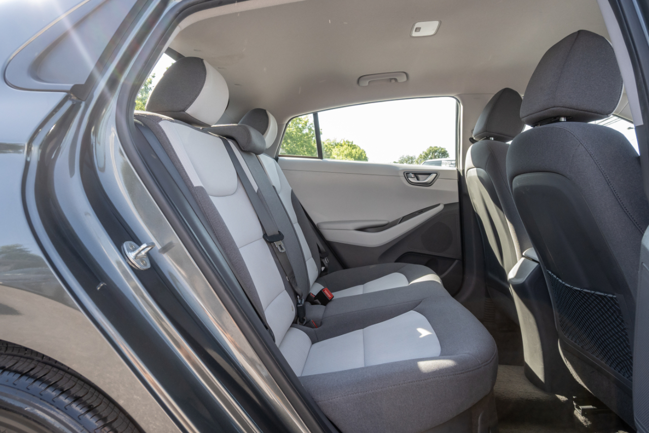 Hyundai Ioniq Hybrid Blue Hatchback 2020