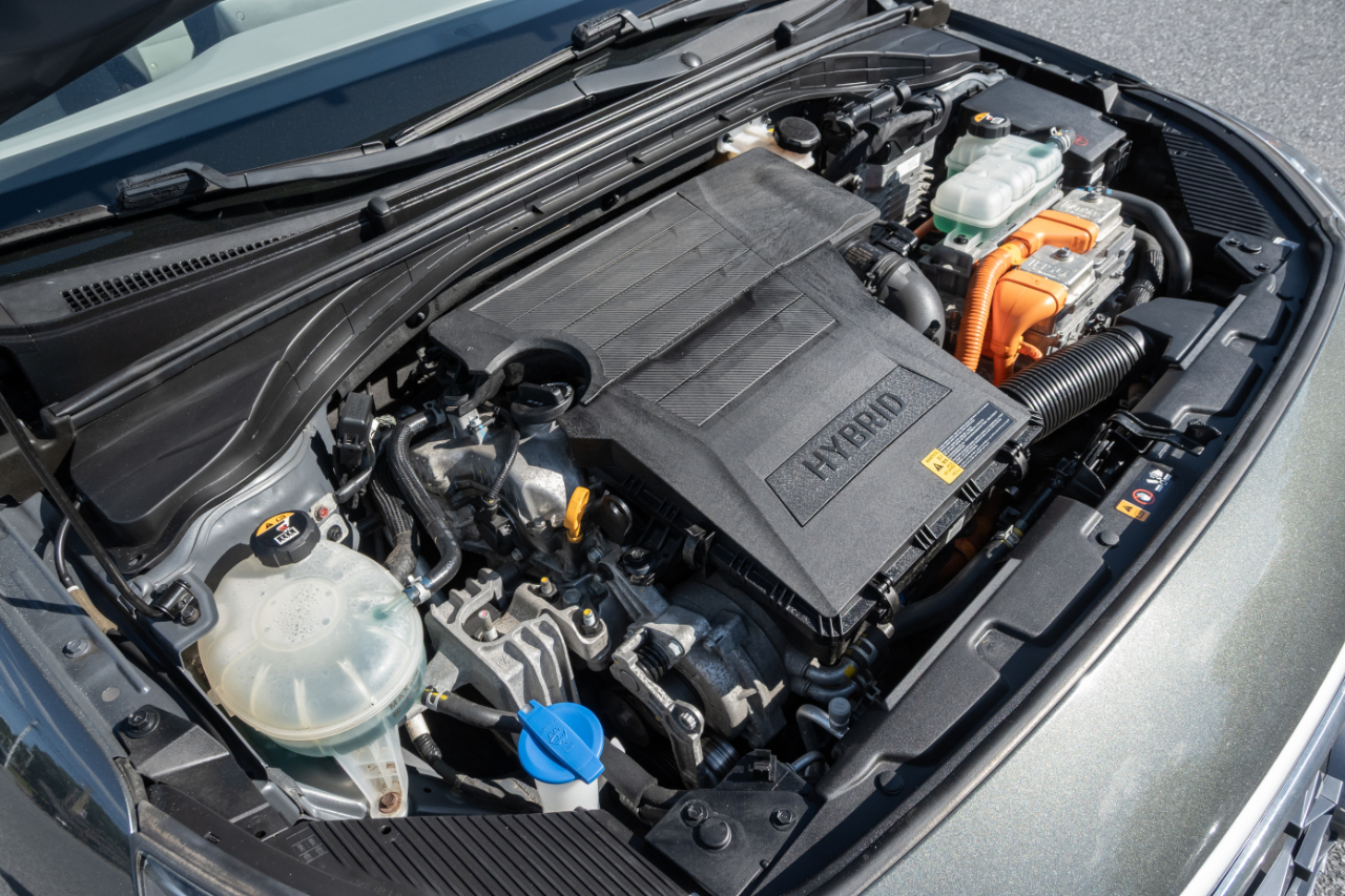 Hyundai Ioniq Hybrid Blue Hatchback 2020