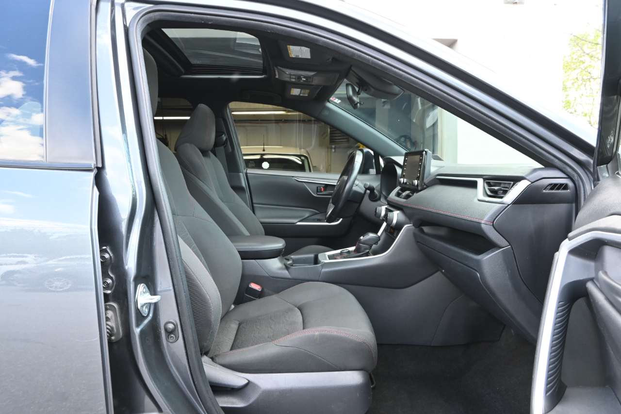 Toyota RAV4 Prime SE (Natl) 2021