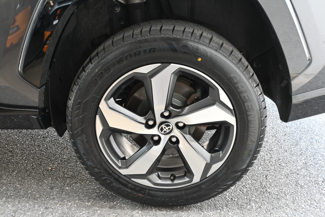 Toyota RAV4 Prime SE (Natl) 2021