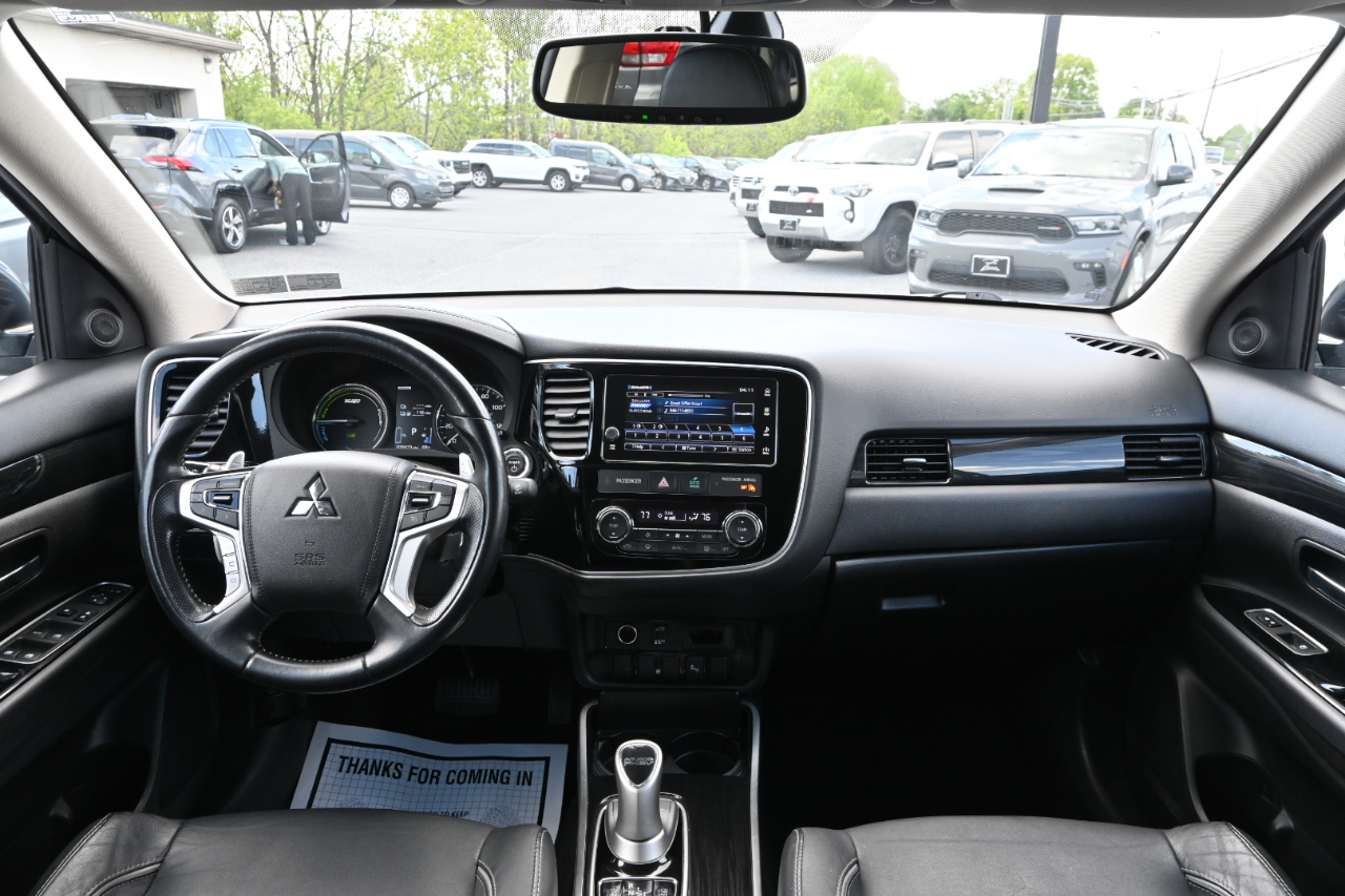 Mitsubishi Outlander PHEV SEL S-AWC 2018