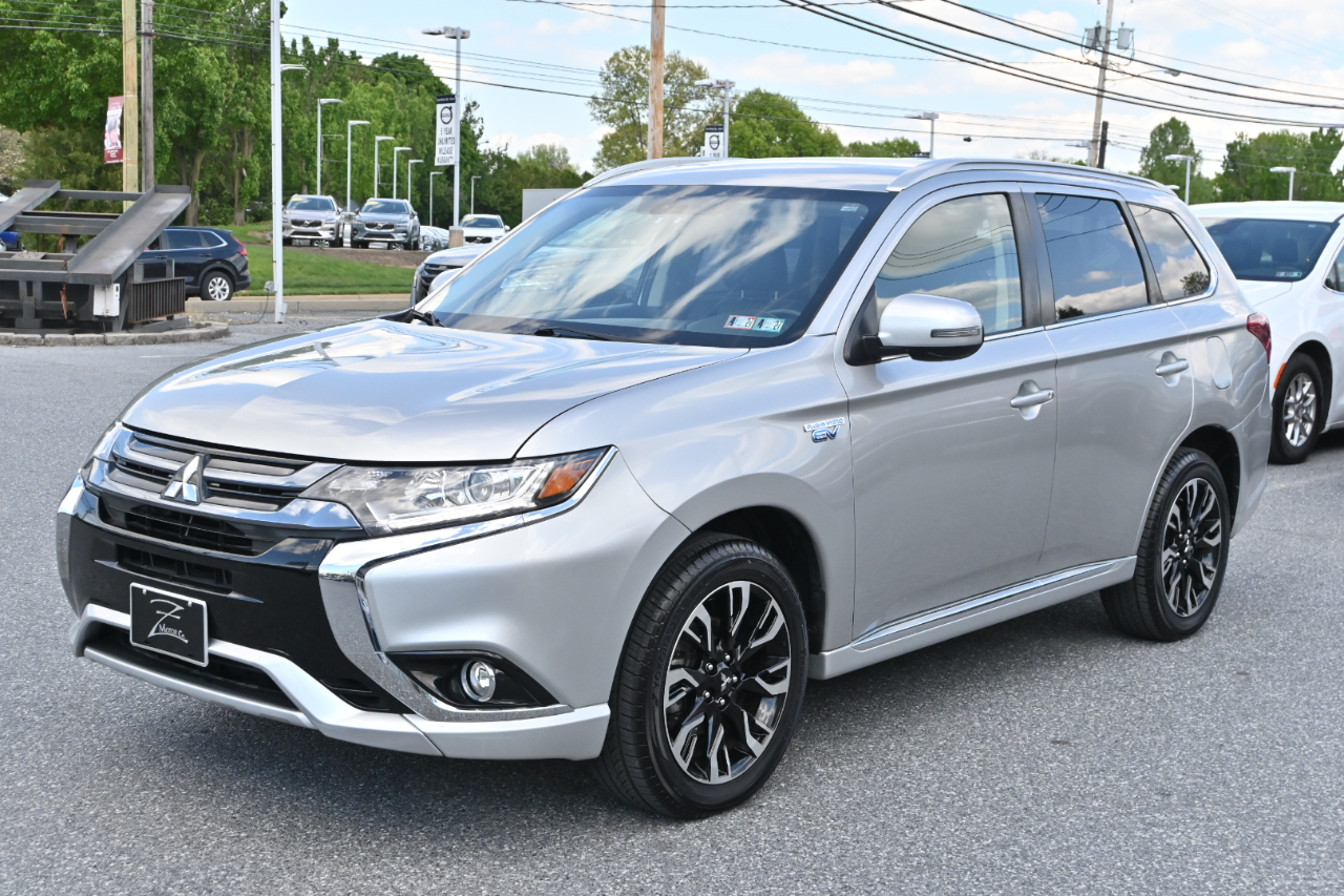 Mitsubishi Outlander PHEV SEL S-AWC 2018