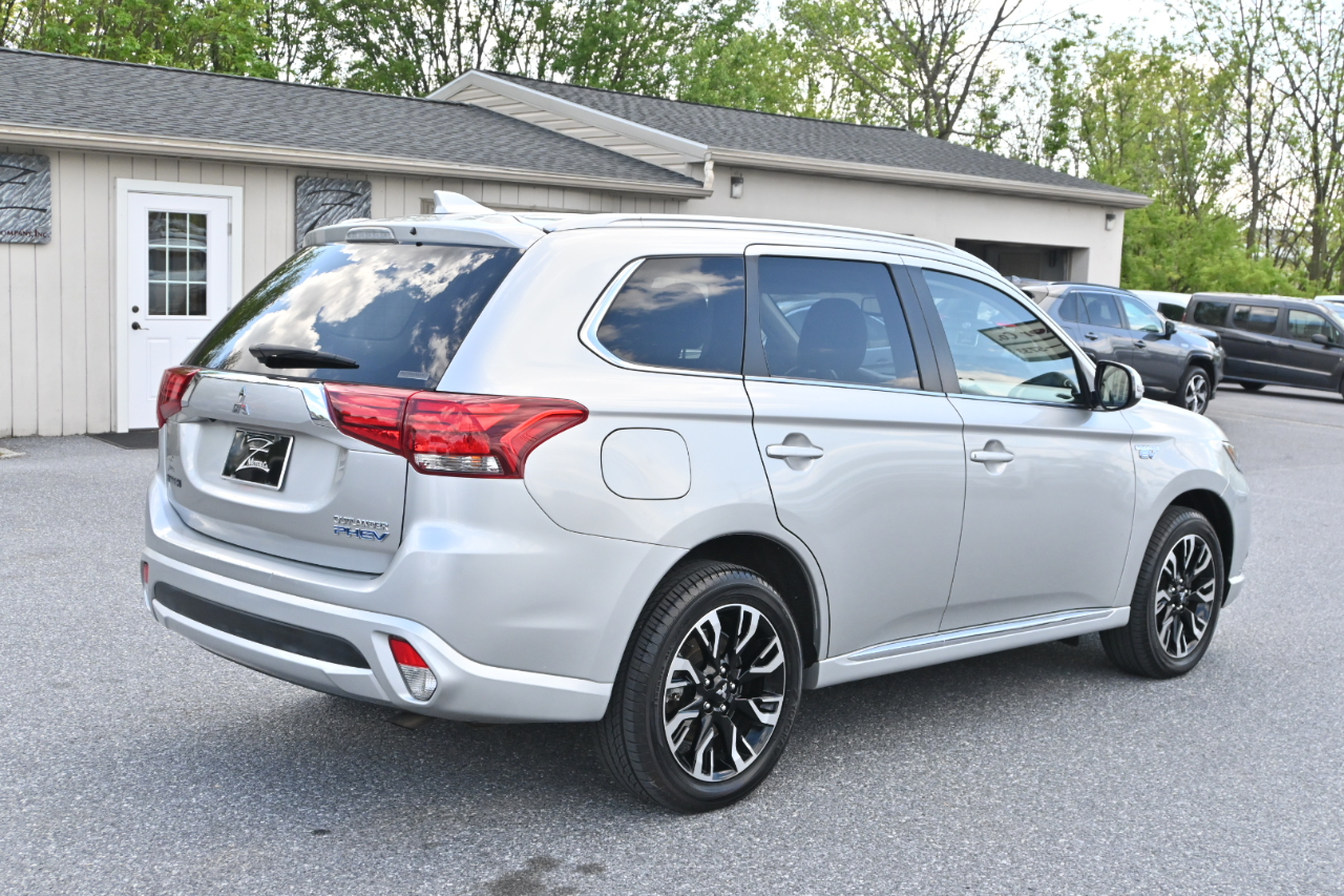 Mitsubishi Outlander PHEV SEL S-AWC 2018